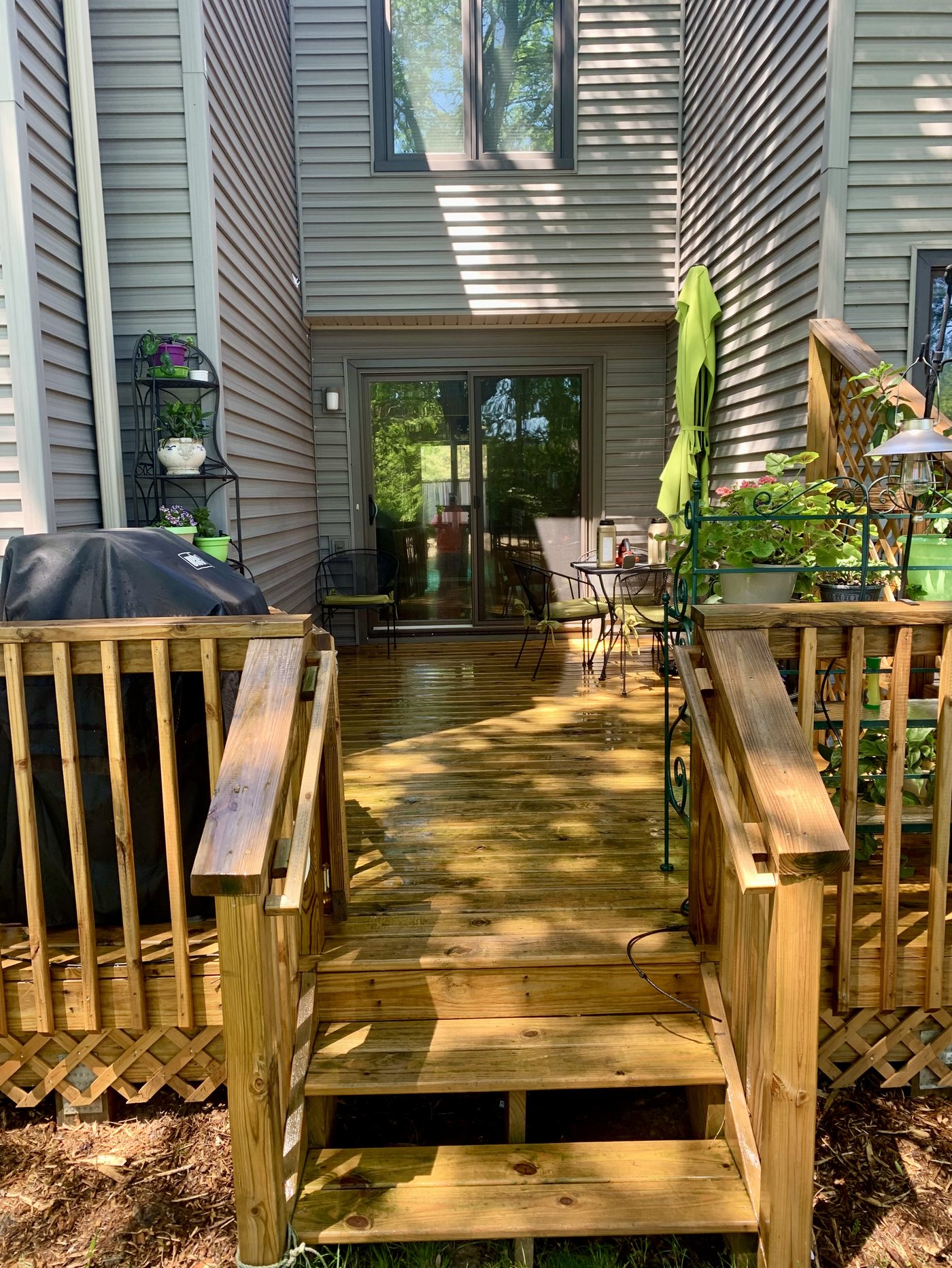 Wood deck pressure washing